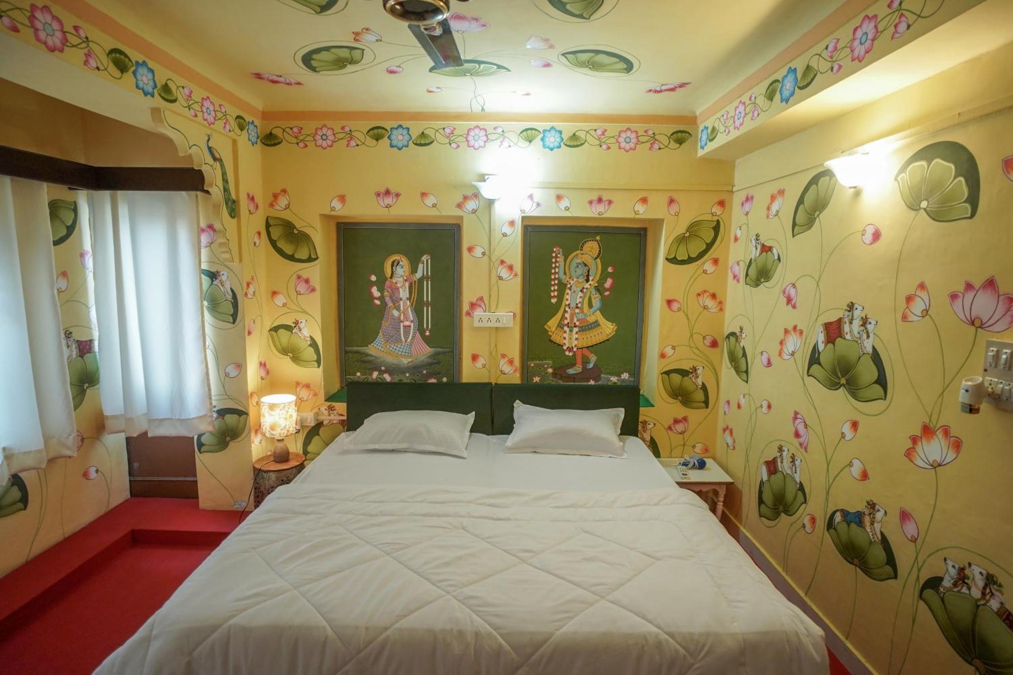 אודייפור Island Tower Guest House מראה חיצוני תמונה