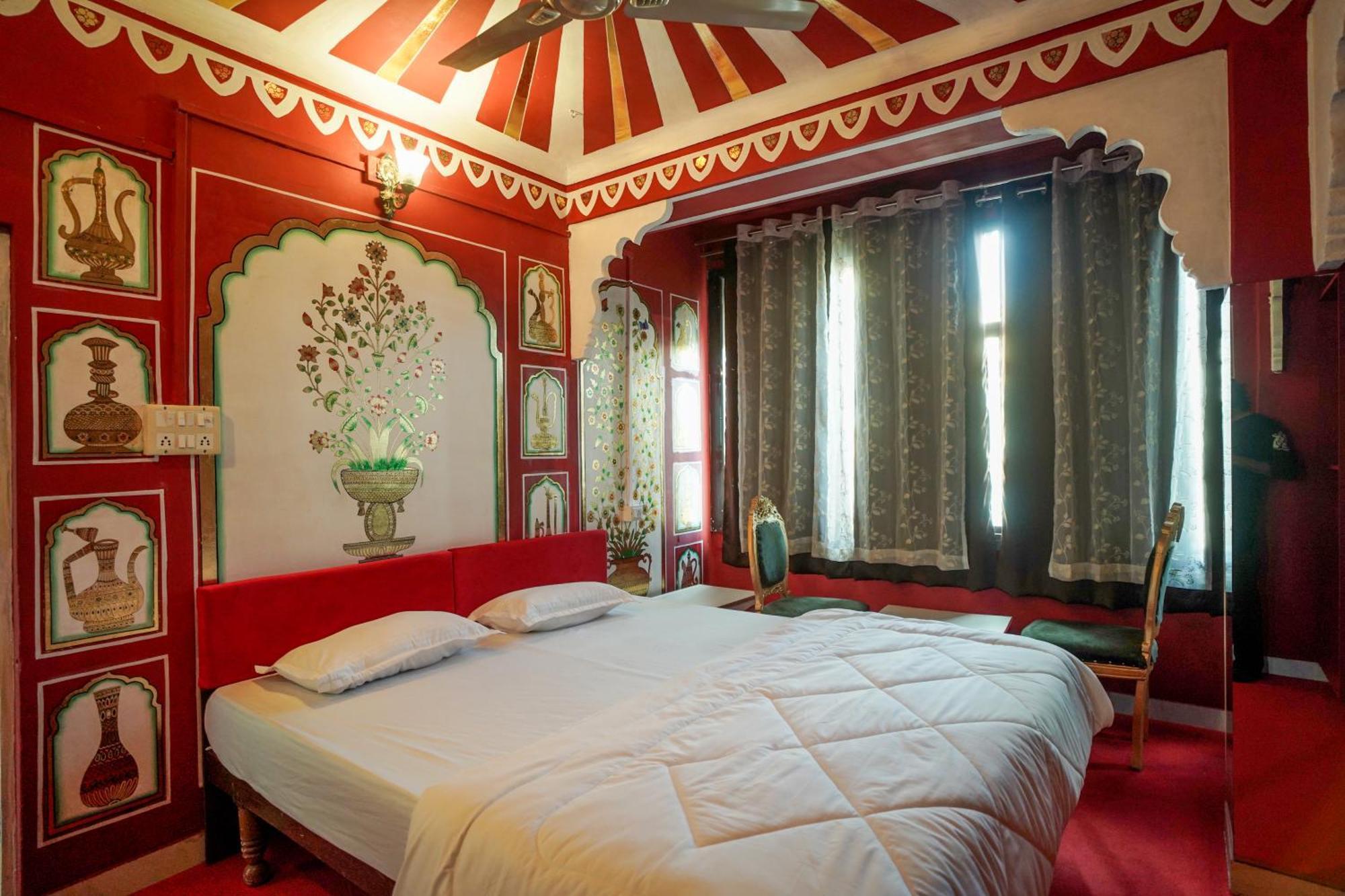 אודייפור Island Tower Guest House מראה חיצוני תמונה