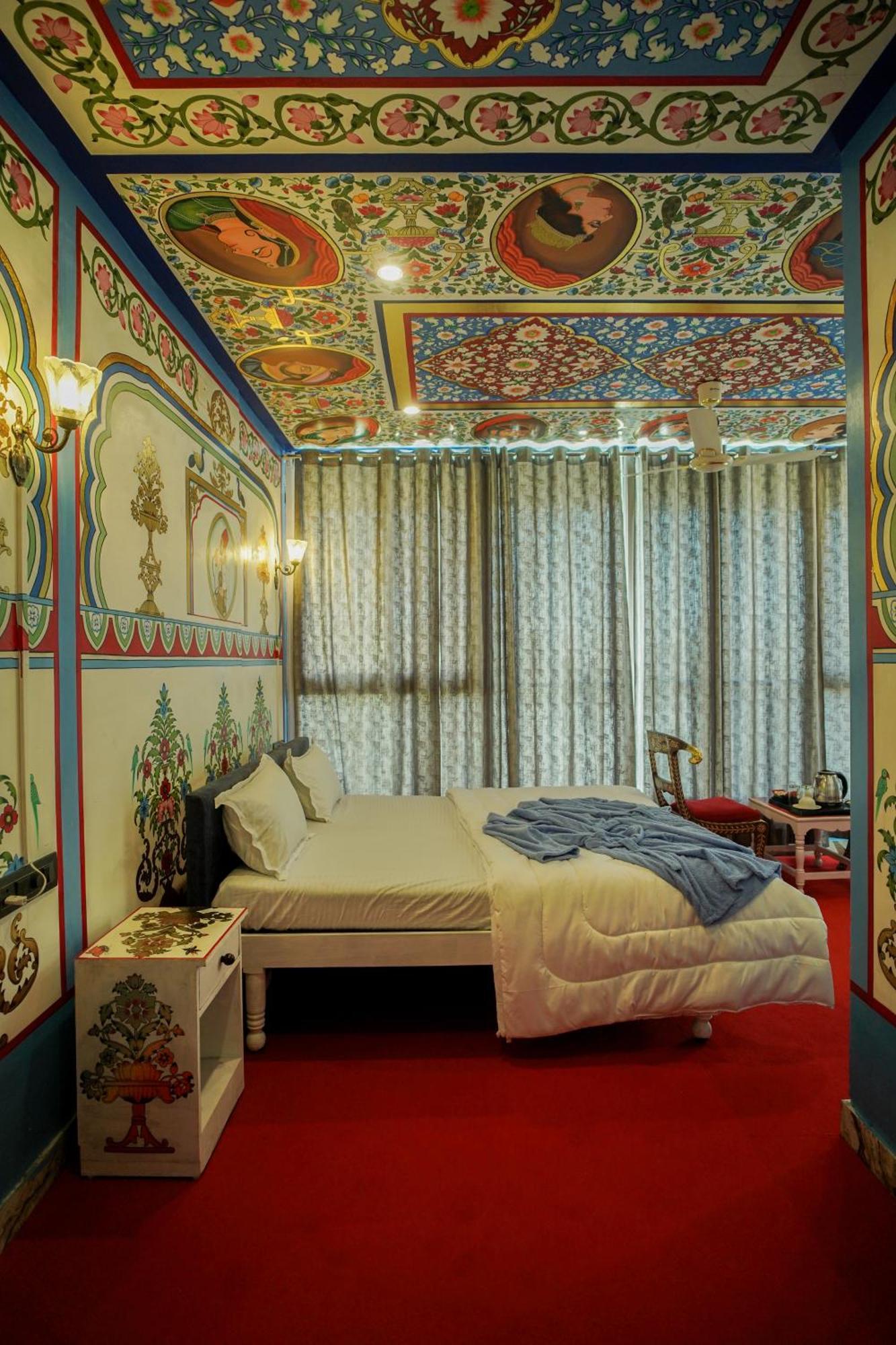 אודייפור Island Tower Guest House מראה חיצוני תמונה