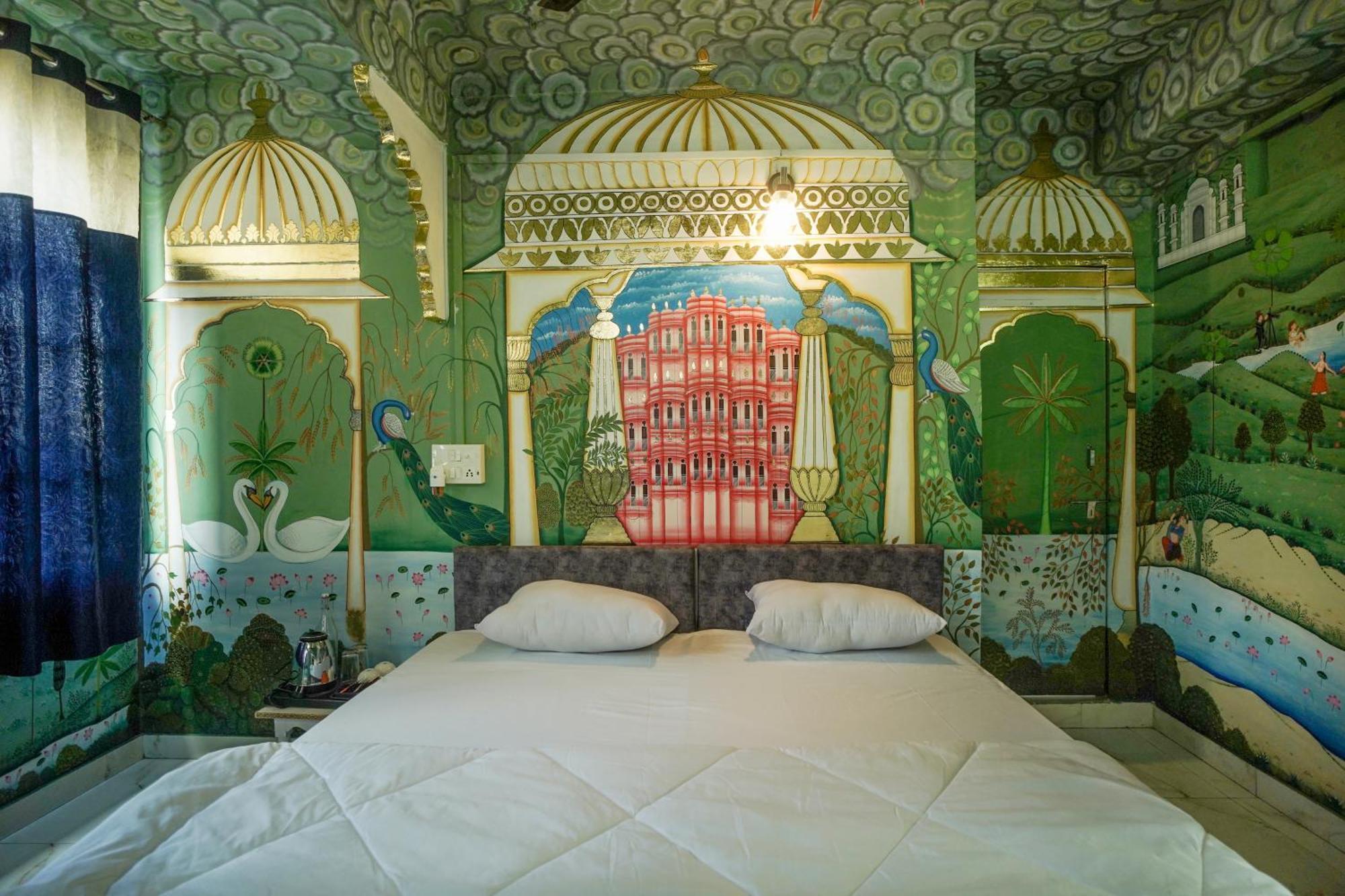 אודייפור Island Tower Guest House מראה חיצוני תמונה
